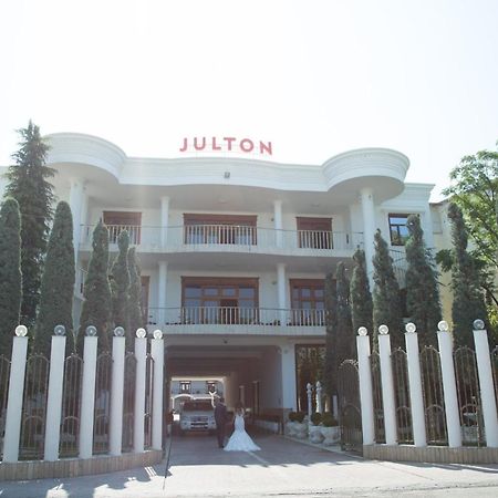 Julton Events Hotel Domje Екстериор снимка