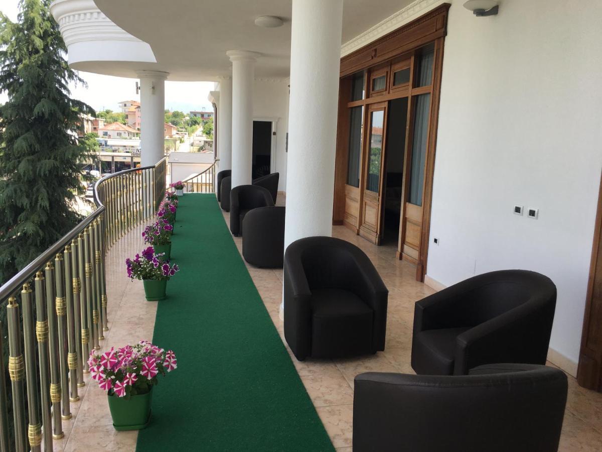 Julton Events Hotel Domje Екстериор снимка