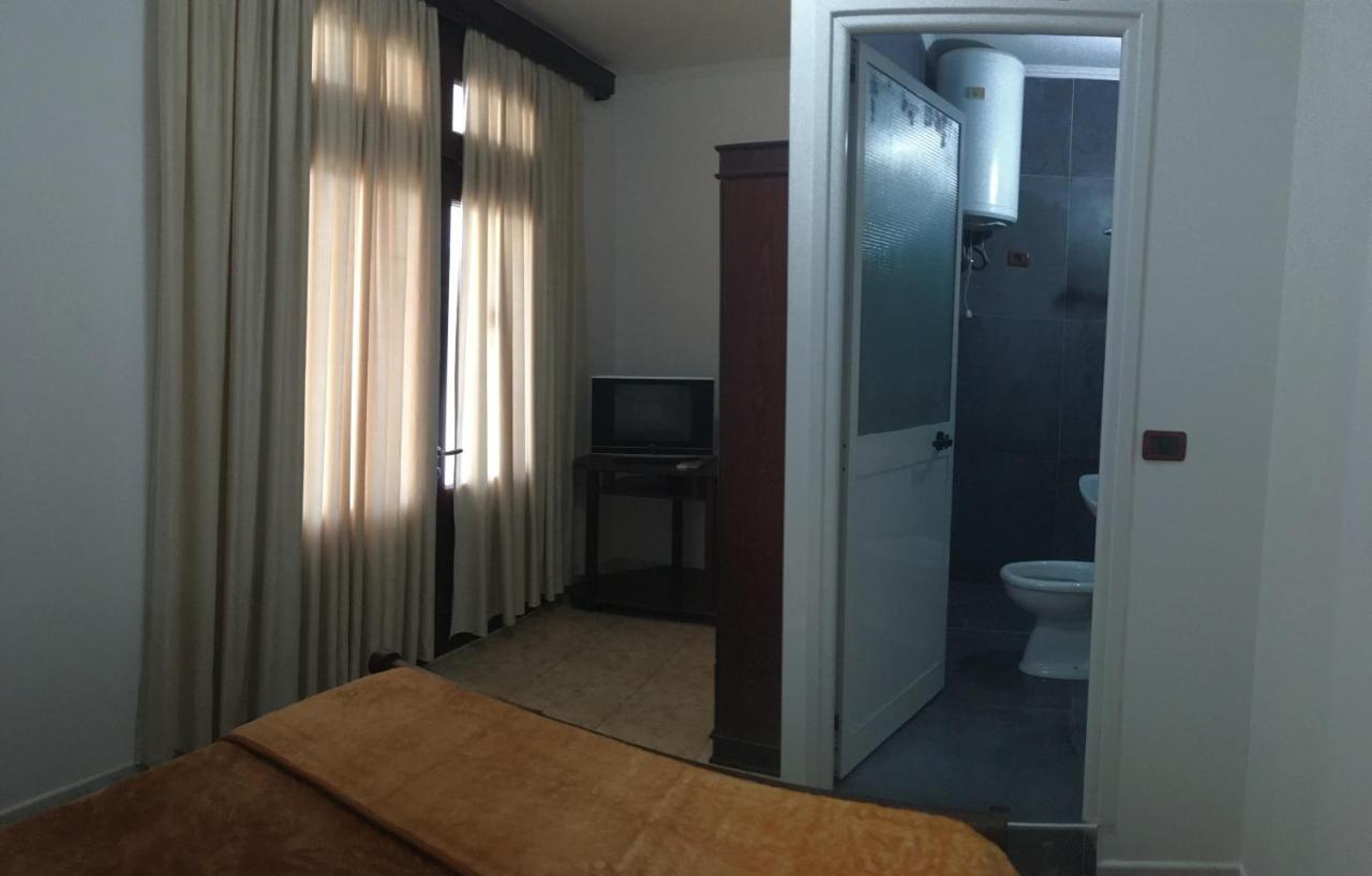 Julton Events Hotel Domje Екстериор снимка